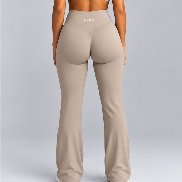 High-Waisted Flare Pants - Black