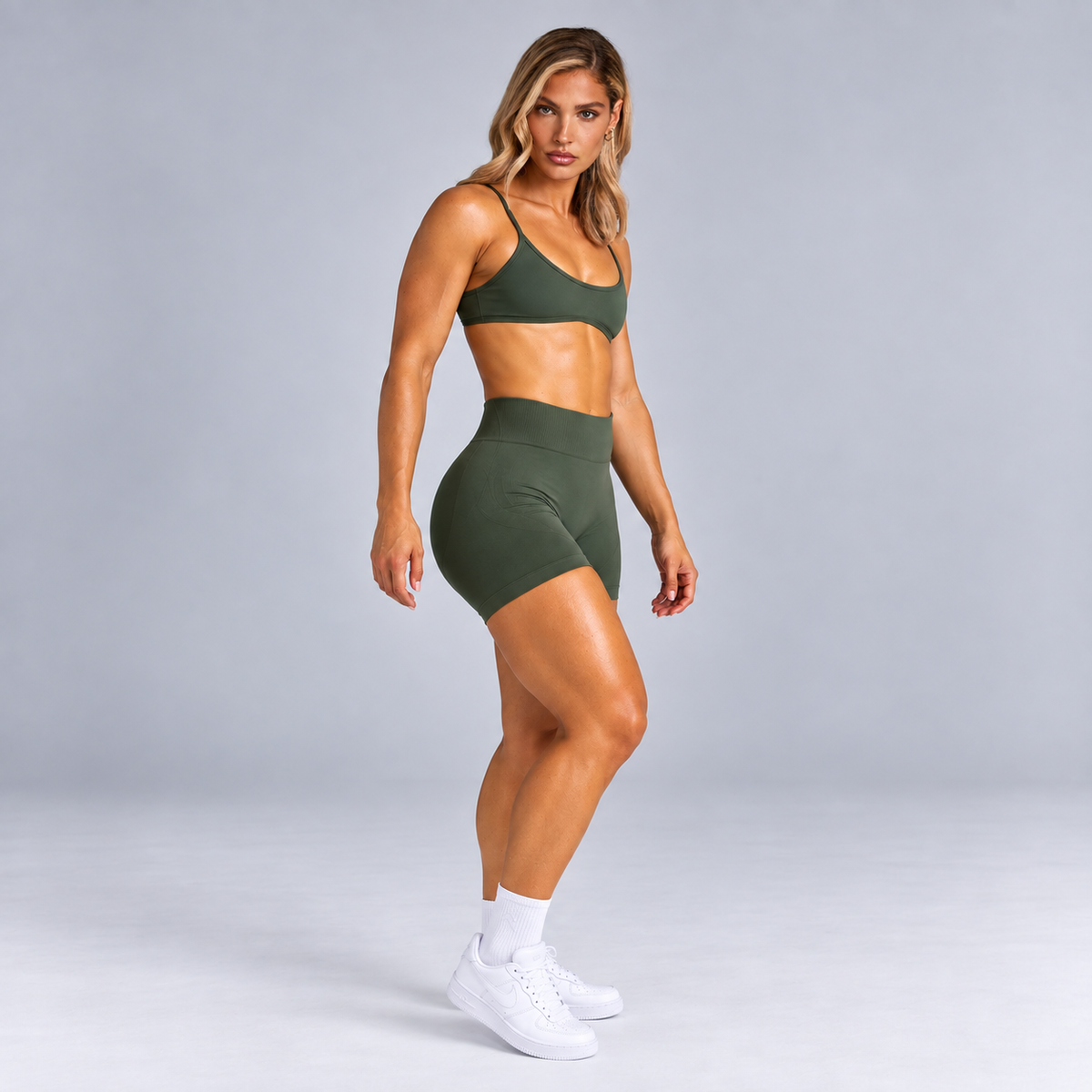 ContourLift™ Shorts - Schattengrün