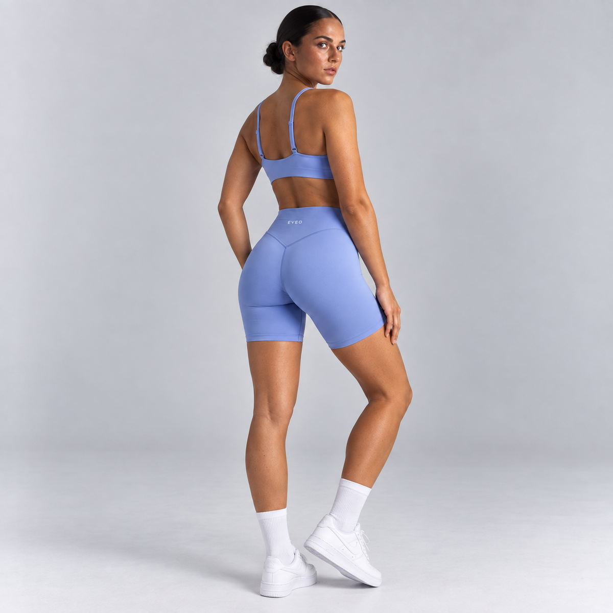SculptForm™ Active Shorts 6" – Klares Blau